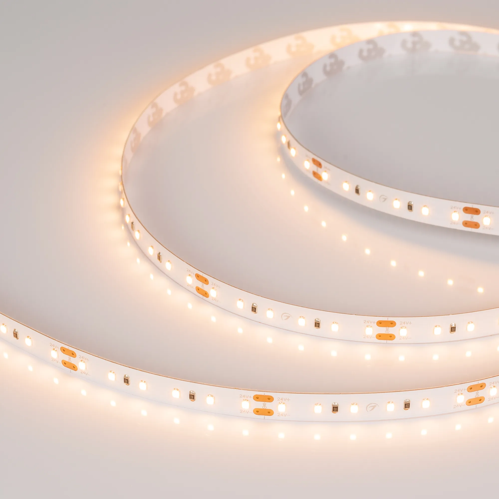 Лента светодиодная MICROLED-5000L 24V Warm3000 8mm (2216, 120 LED/m, LUX) (Arlight, 6.5 Вт/м, IP20)