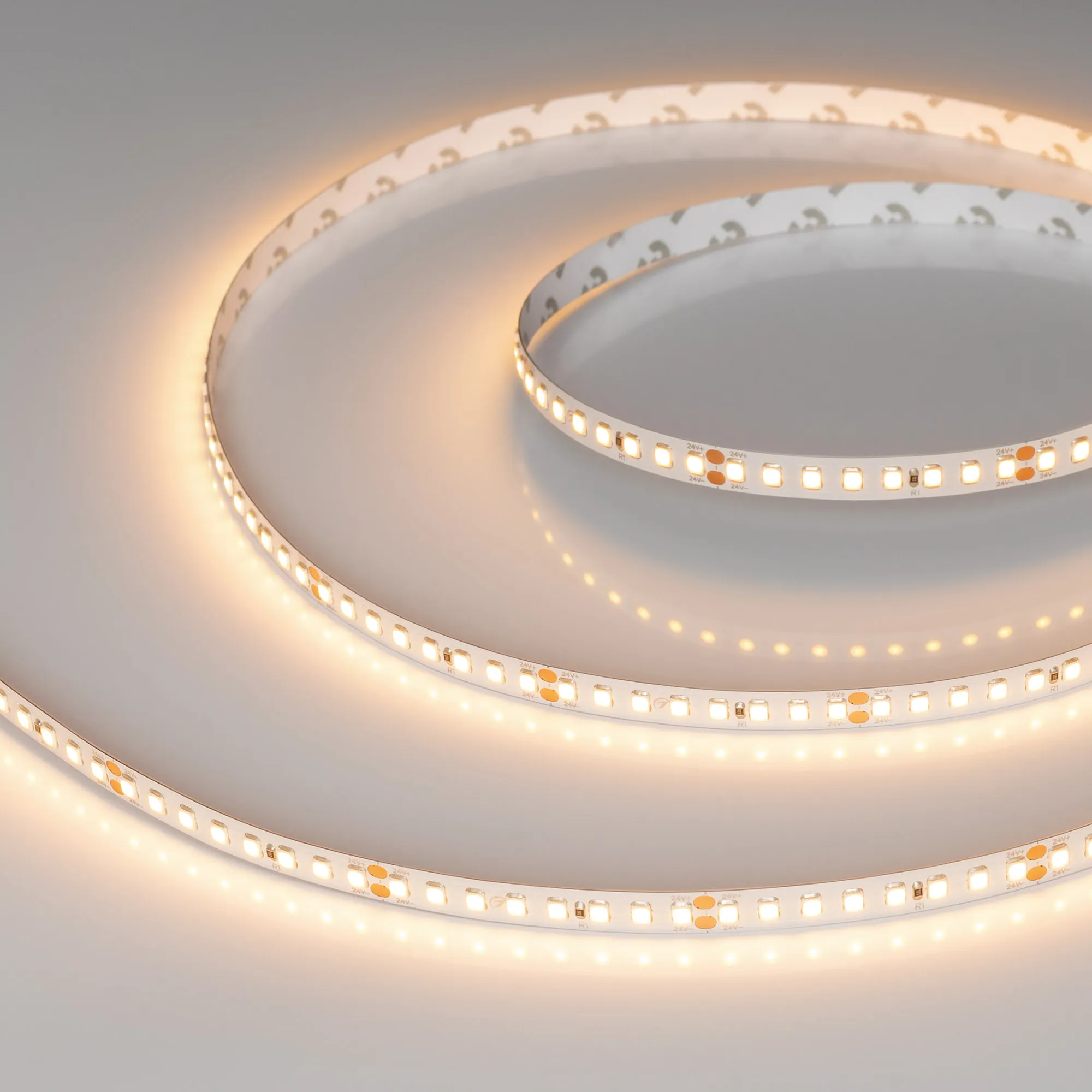 Лента светодиодная RT-A160-8mm 24V Warm2700 (12 W/m, IP20, 2835, 50m) (Arlight, высок.эфф.150 лм/Вт)